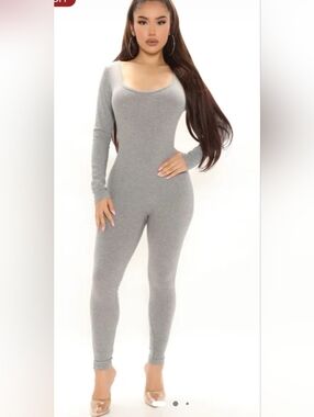 Fashion Nova Heather Gray Long Sleeve Scoop Neck Jumpsuit